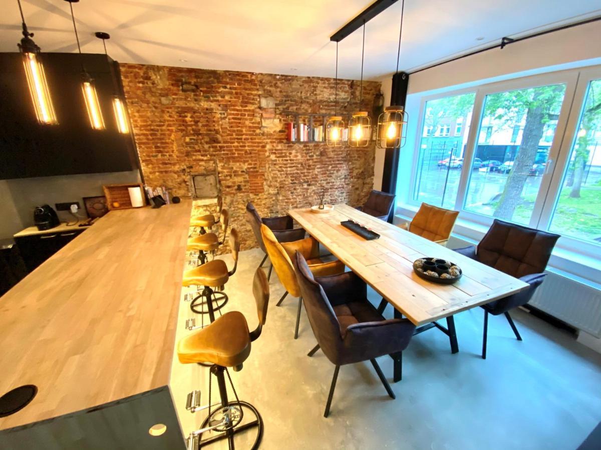 The Square - Vacation Rental With Outdoor Sauna - Centre Of Antwerpen Bagian luar foto